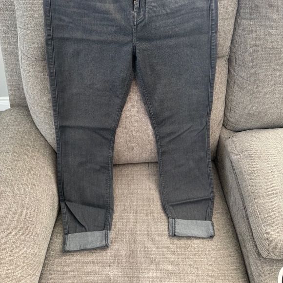 7 For All Mankind grey skinny jeans - Picture 1 of 4